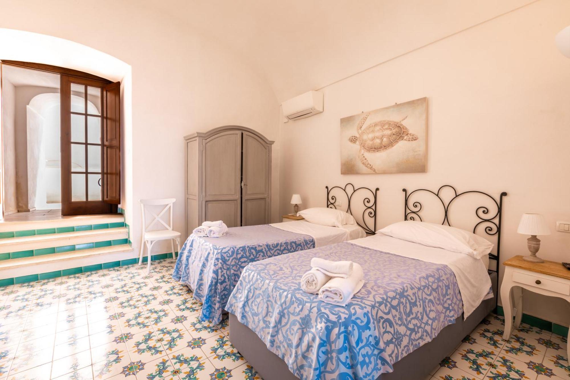 Hotel Torre Dei Borboni Ponza Eksteriør bilde