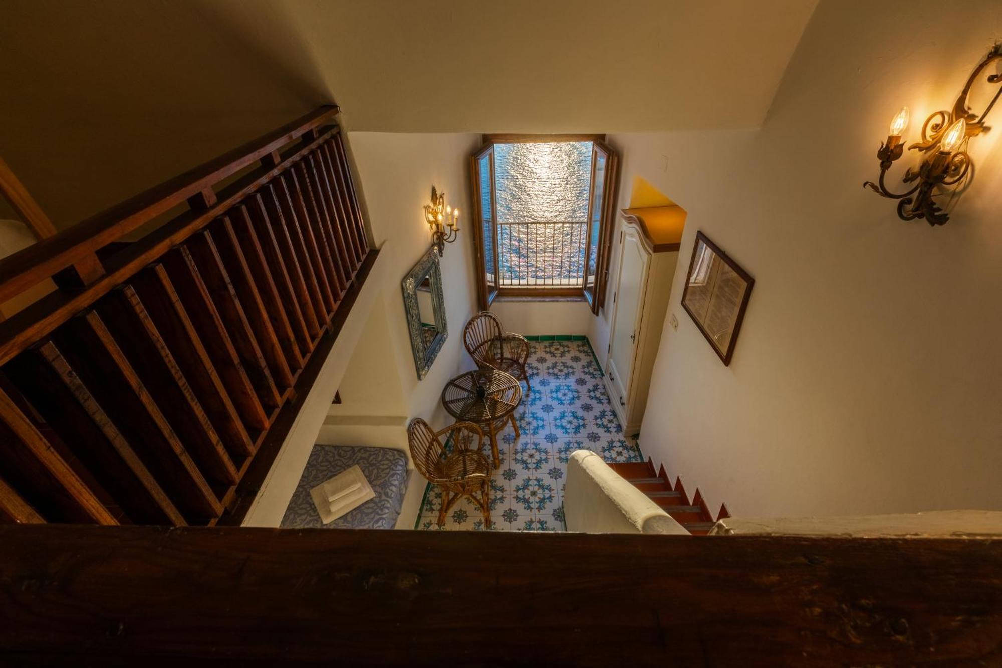Hotel Torre Dei Borboni Ponza Eksteriør bilde