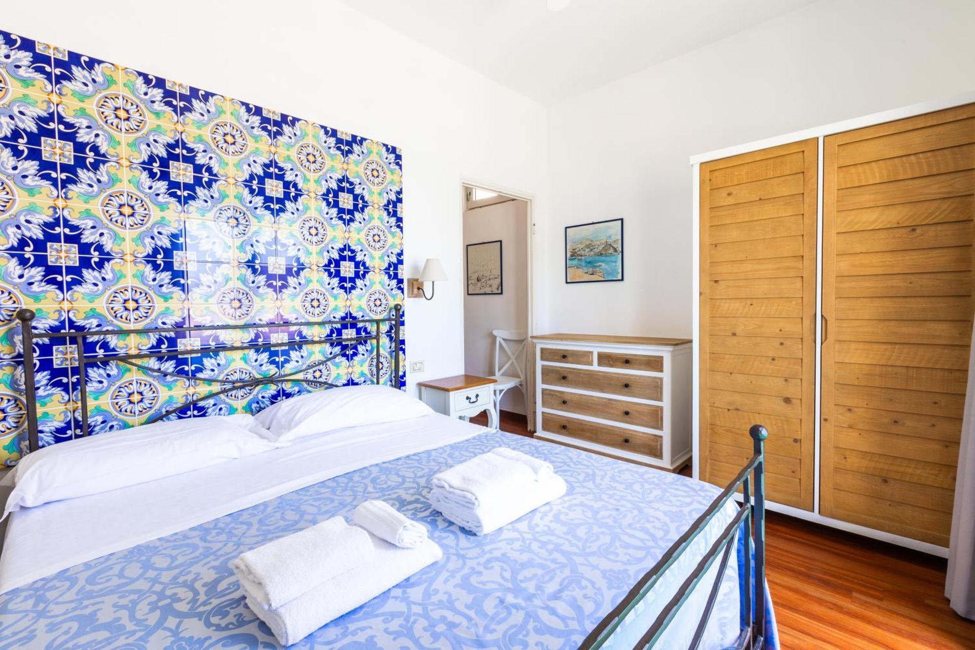 Hotel Torre Dei Borboni Ponza Eksteriør bilde