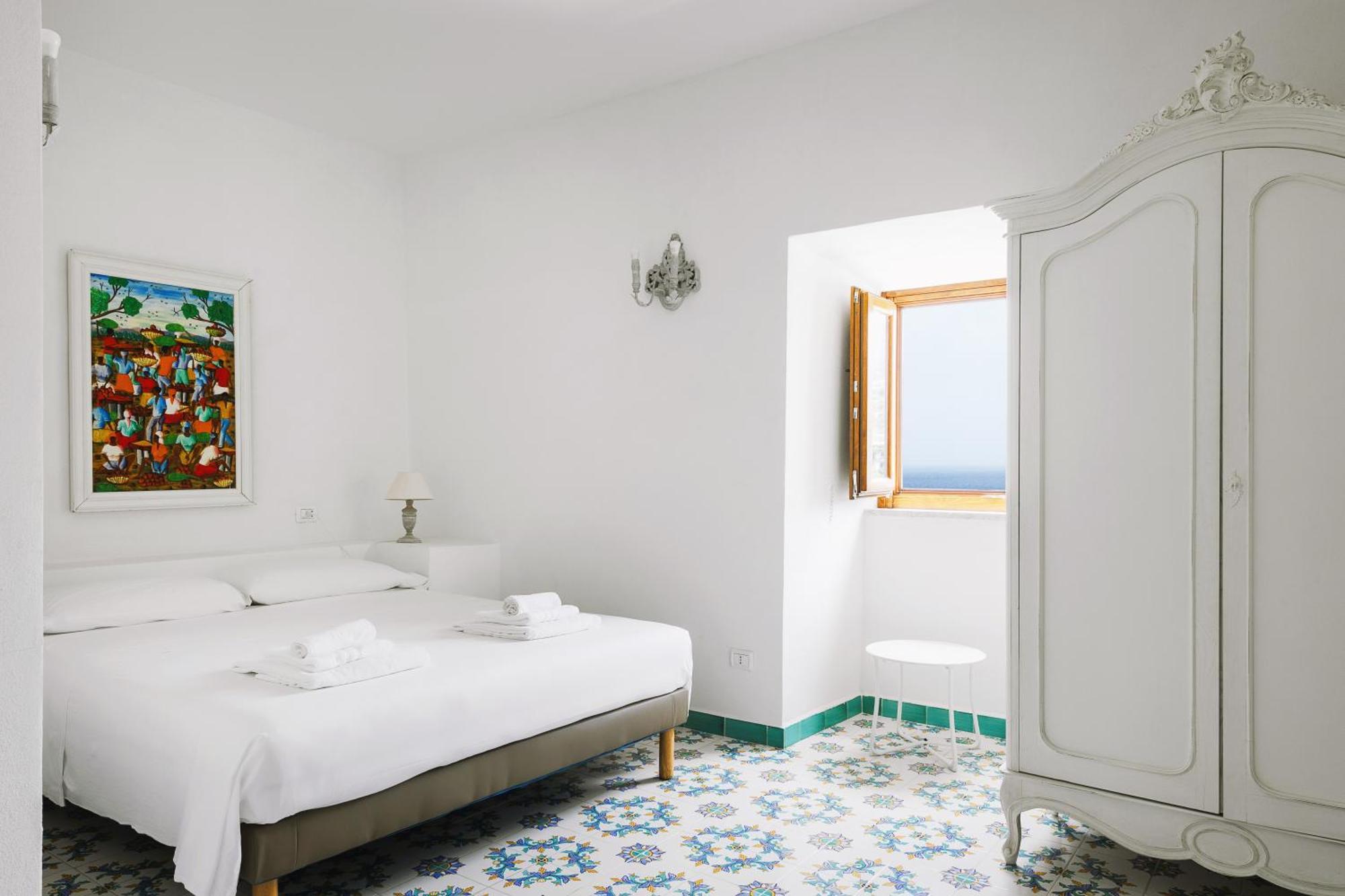 Hotel Torre Dei Borboni Ponza Eksteriør bilde