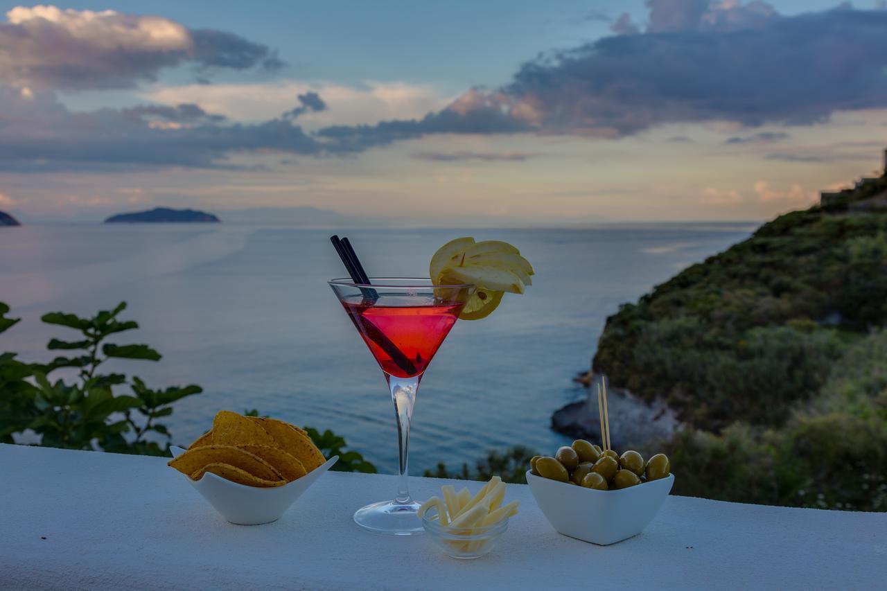 Hotel Torre Dei Borboni Ponza Eksteriør bilde