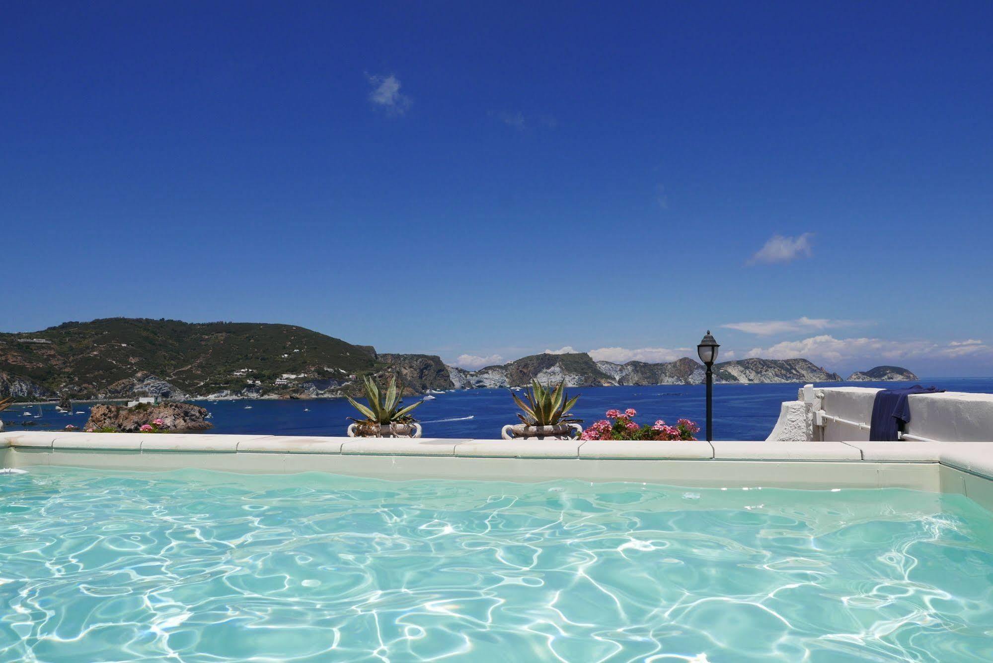 Hotel Torre Dei Borboni Ponza Eksteriør bilde