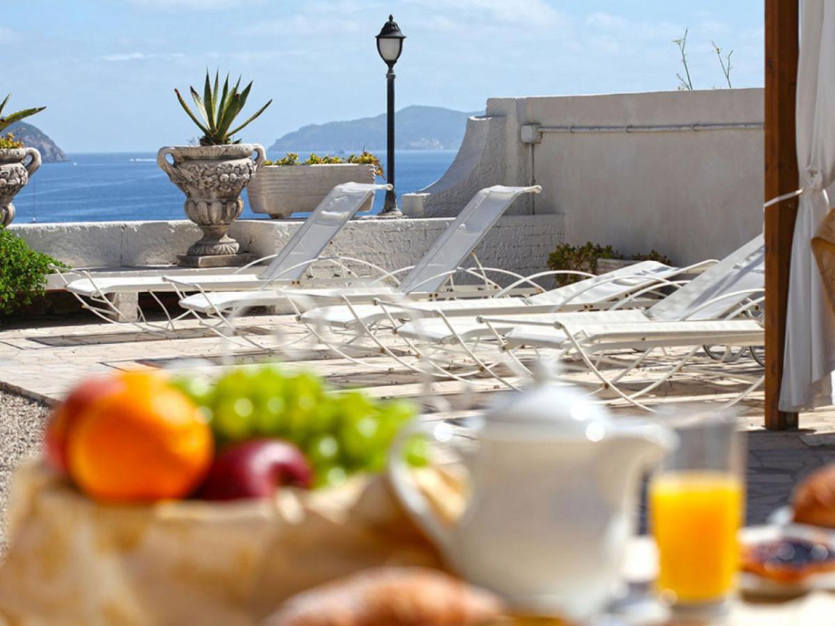 Hotel Torre Dei Borboni Ponza Eksteriør bilde