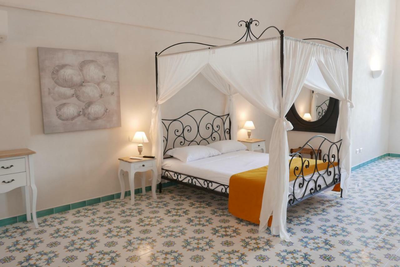 Hotel Torre Dei Borboni Ponza Eksteriør bilde