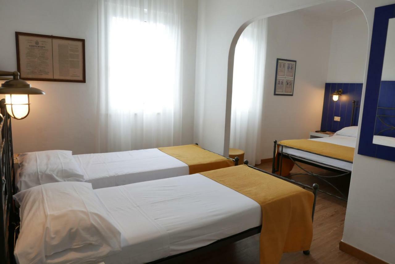 Hotel Torre Dei Borboni Ponza Eksteriør bilde